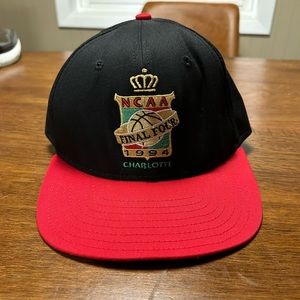 MAKE AN OFFER! VINTAGE 1994 FINAL FOUR NCAA CHAMPIONSHIP NIKE SNAPBACK!